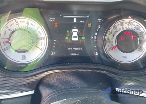 2018 Dodge Challenger R/T 392 from USA, damaged, VIN 2C3CDZFJ7JH228147